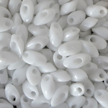 Long Magatama Miyuki 7x4mm White