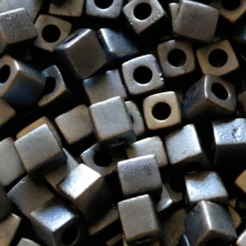 Perline Cubi Miyuki 4mm Square Metallic Silver Grey
