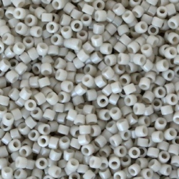 Perline Delica Miyuki 11/0 Opaque Linen Luster