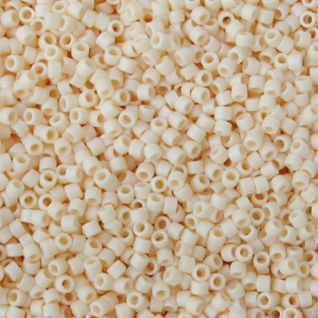 Perline Delica Miyuki 11/0  Matte Opaque Cream AB